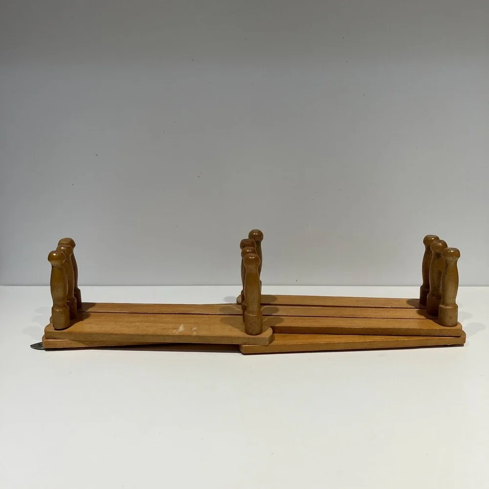 Vintage Accordion Peg Rack – Expandable Wood Wall Hanger Entryway Storage